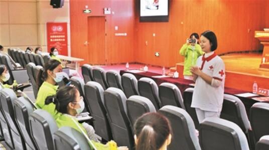 青春志愿行，助力读懂中国——2021年读懂中国国际会议广州青年志愿者全面上岗服务